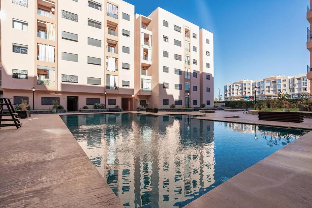 Superbe Appartement Avec Piscine Marrakesh Exterior photo